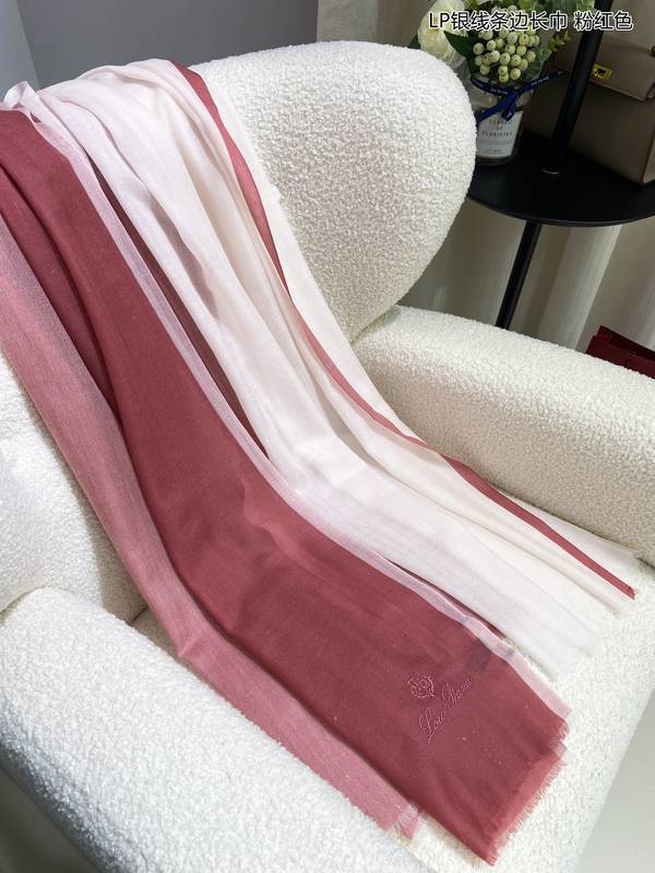 Loro Piana Scarf LPC00056 Loro Piana Scarf LPC00056